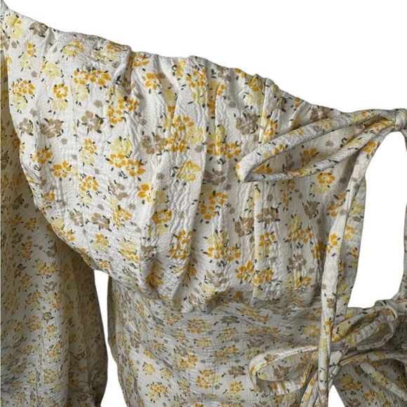 NWT LUSH Brynn front tie top size Small yellow floral - Picture 5 of 9